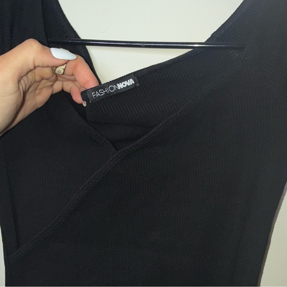 Fashion Nova Black Off-Shoulder The Night We Met Mini Dress - Picture 4 of 5